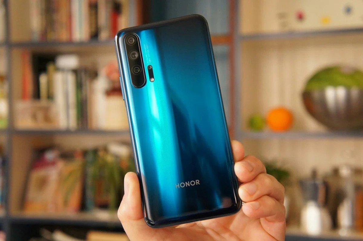 Honor 20 Pro — золотая середина между Huawei P30 Pro и Samsung S10 Plus